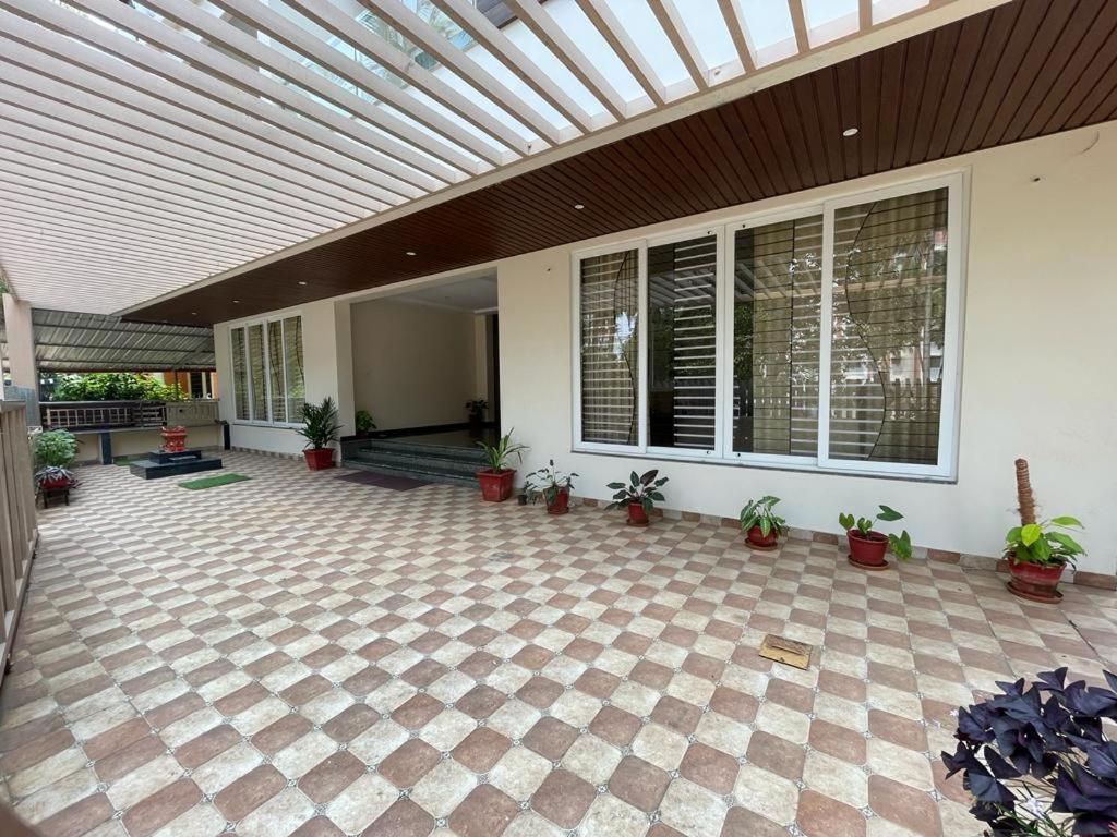 Aikya Kadri #Your Home Away From Home# Non Smoke# Vegetarians Preferred# Strictly For Families Mangaluru Exterior foto