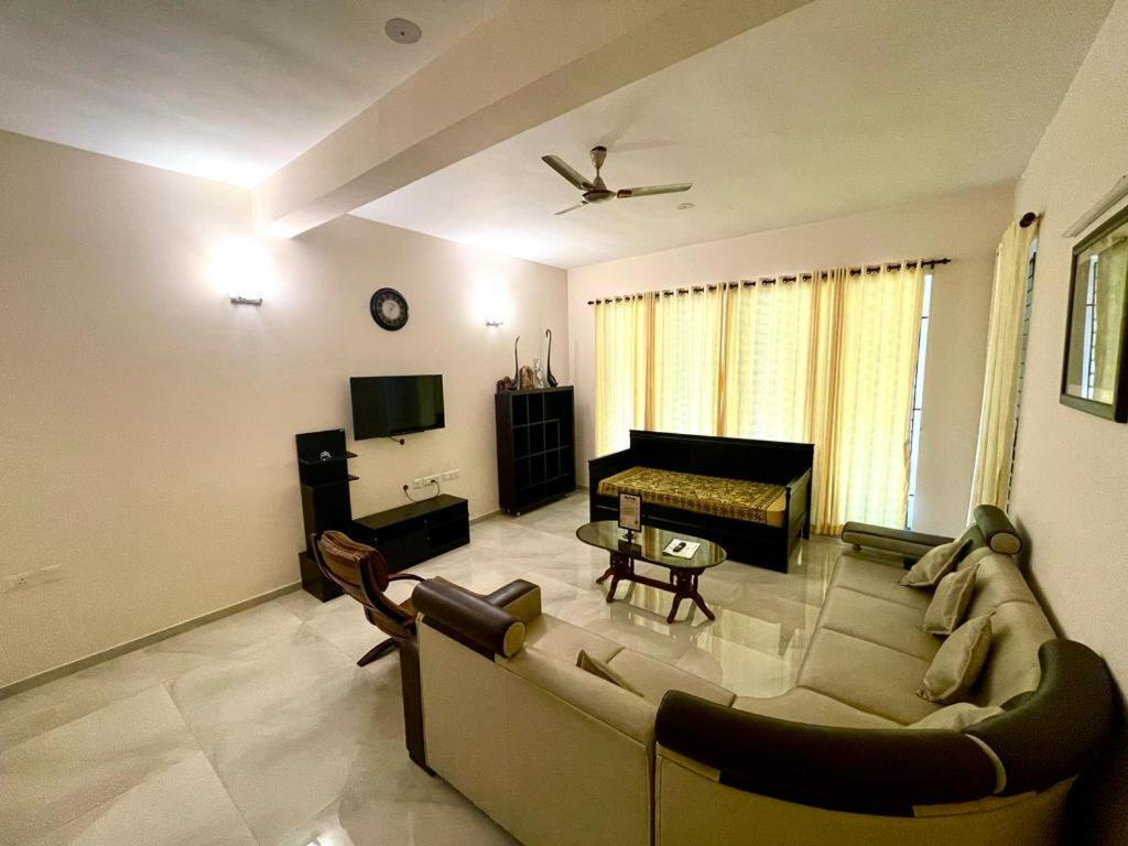 Aikya Kadri #Your Home Away From Home# Non Smoke# Vegetarians Preferred# Strictly For Families Mangaluru Exterior foto